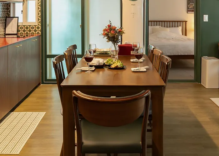 Extay Mansion Haebangchon Seul