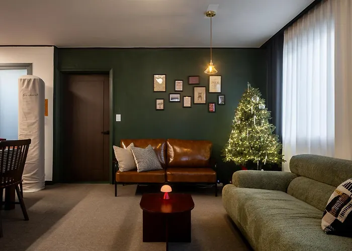 Extay Mansion Haebangchon 4*