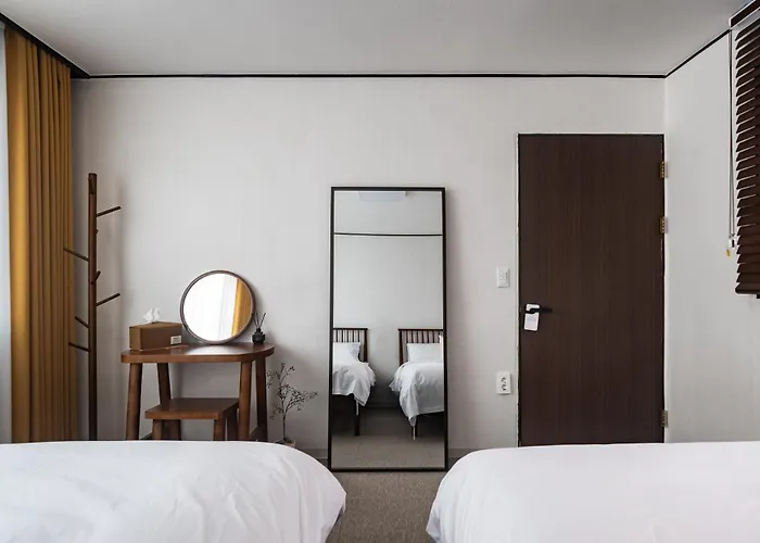 Extay Mansion Haebangchon Seul